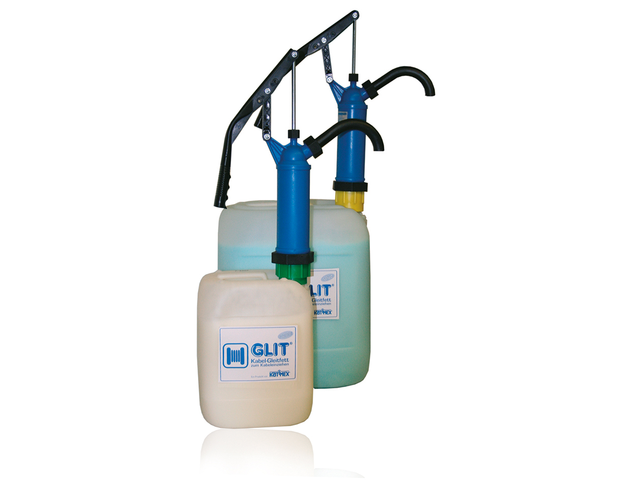 107080 Glit®pomp 20L en 30L vaten en containers